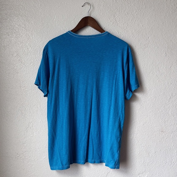 American Eagle t-shirt - Picture 4 of 4